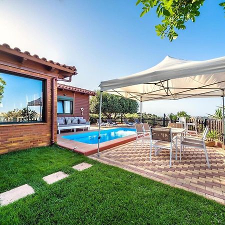 Sofia'S Place Private Pool 伊拉克利翁 外观 照片