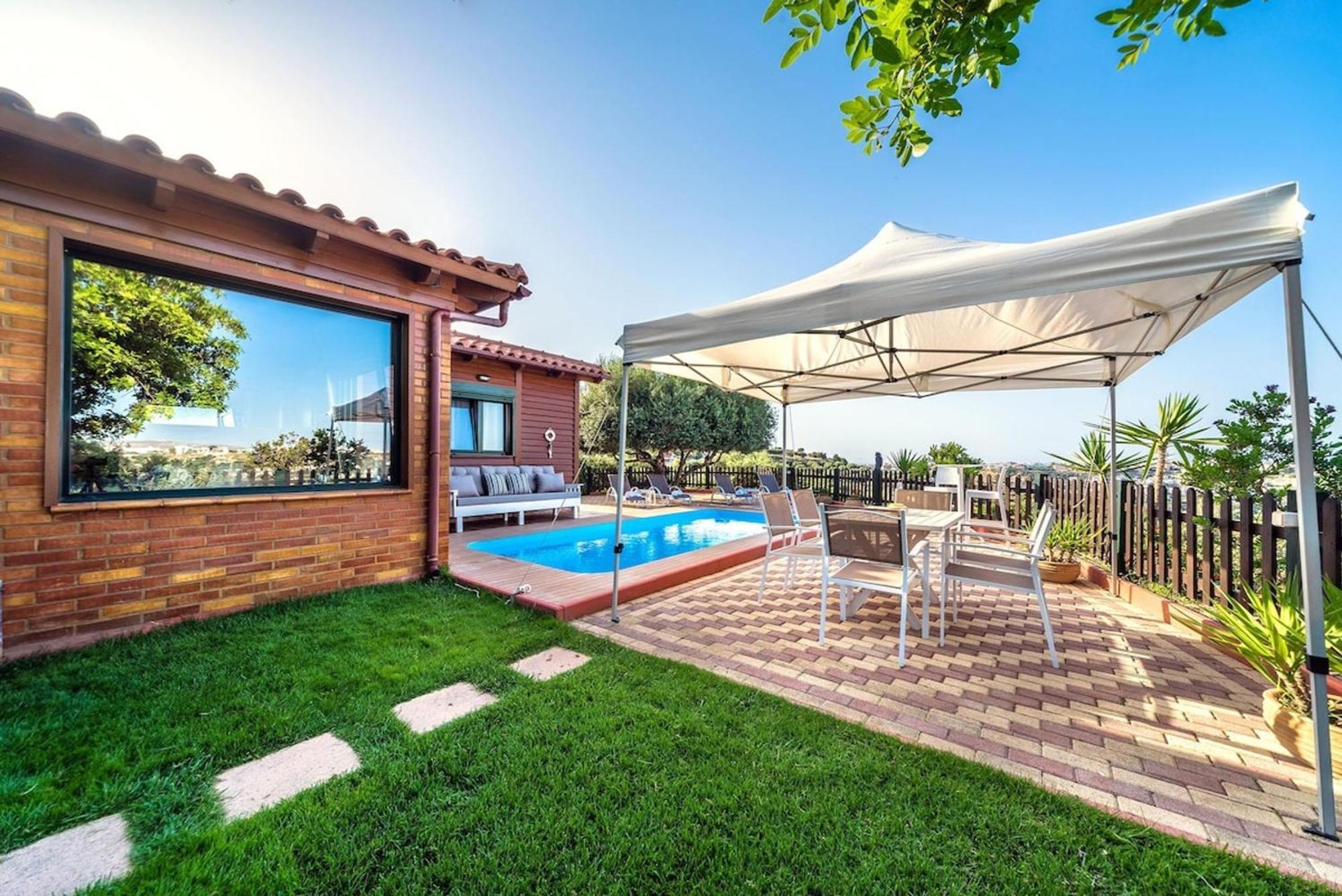 Sofia'S Place Private Pool 伊拉克利翁 外观 照片