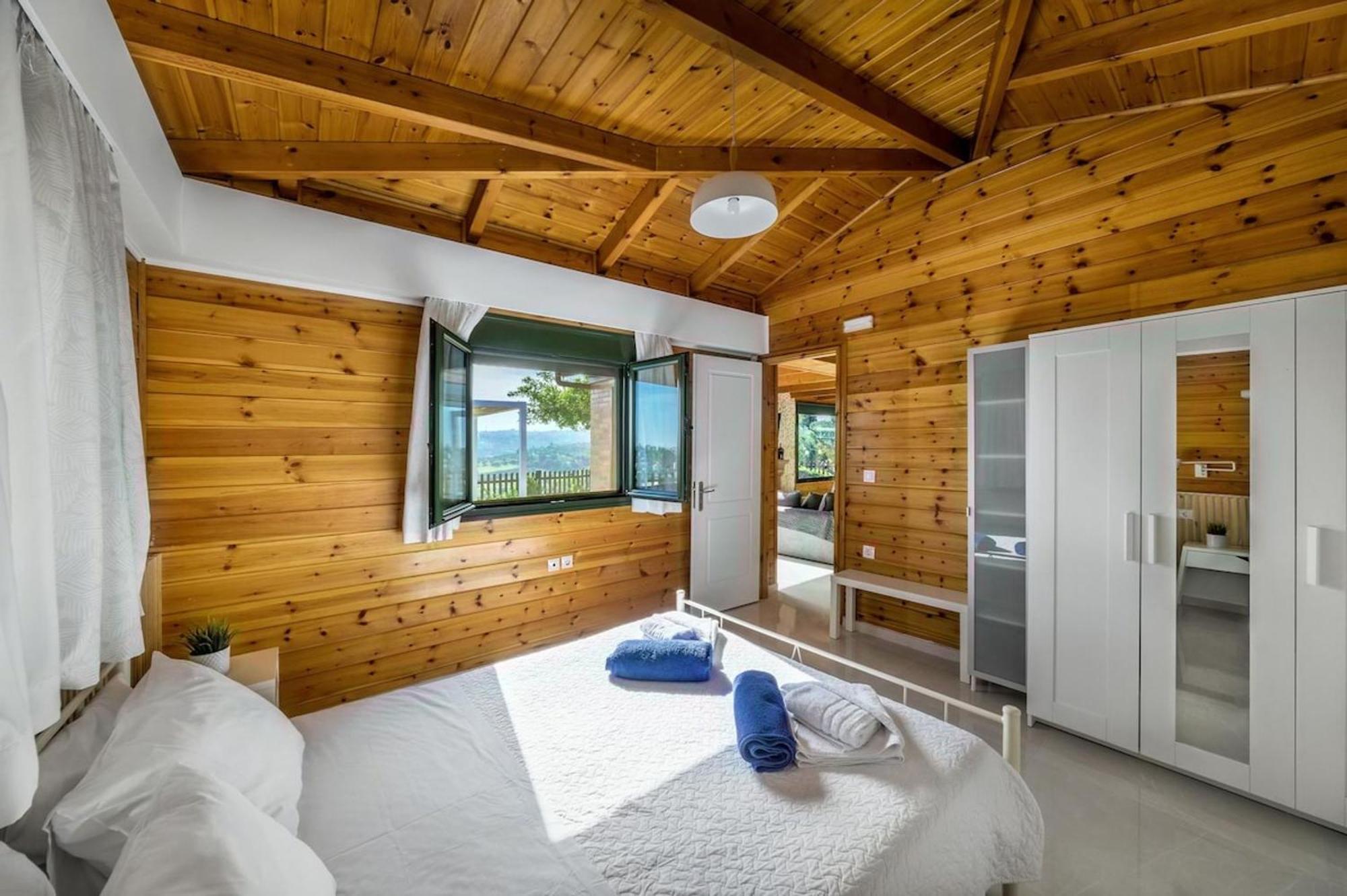 Sofia'S Place Private Pool 伊拉克利翁 外观 照片