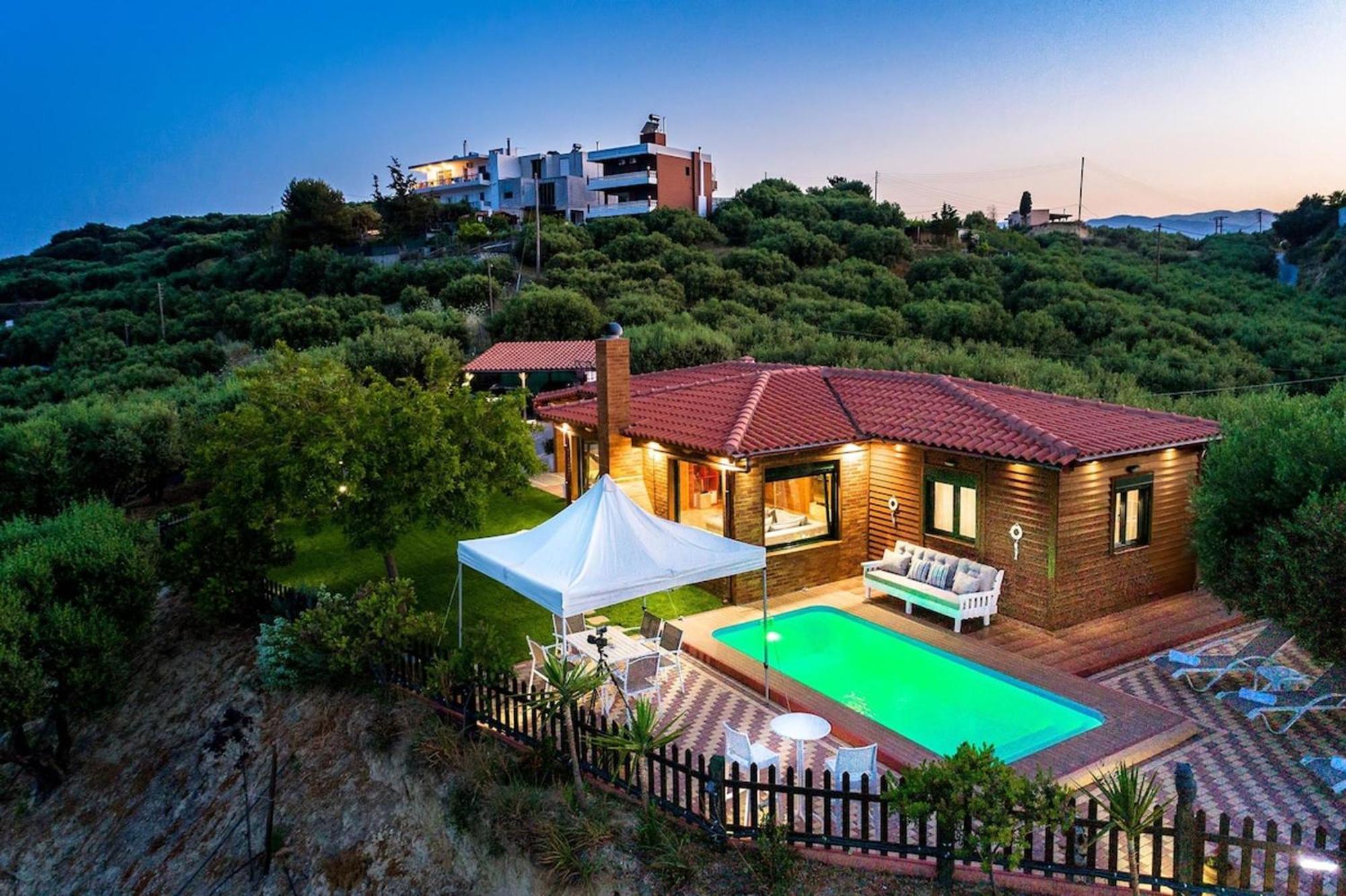 Sofia'S Place Private Pool 伊拉克利翁 外观 照片